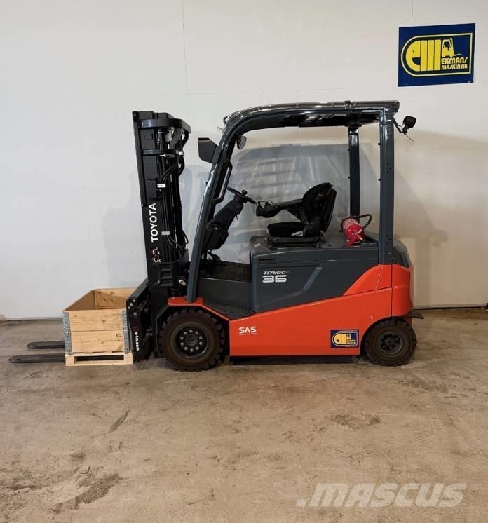 Toyota truck 8FBMT35 Electric forklift trucks