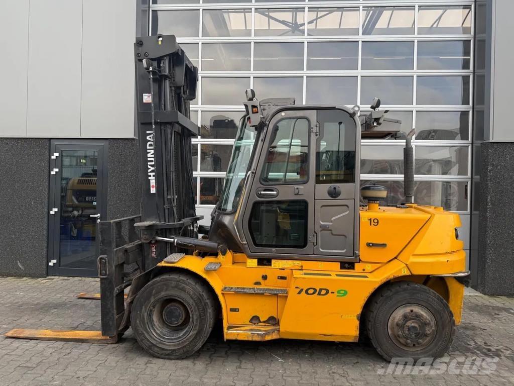Hyundai 70D-9A Other