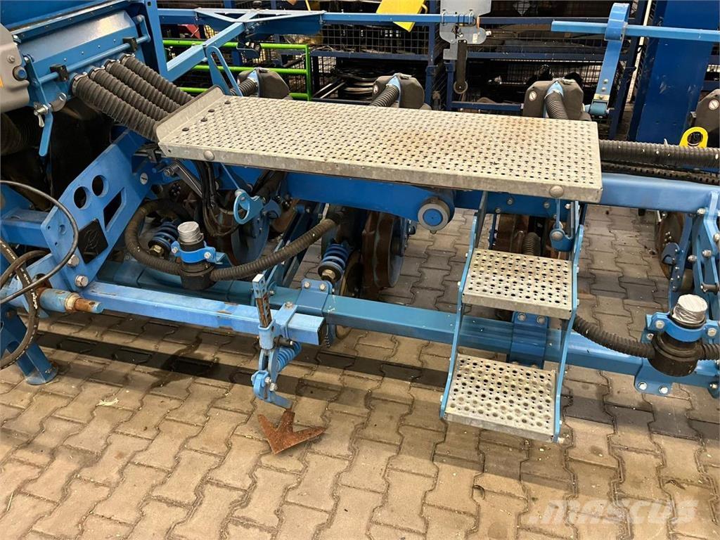 Lemken Azurit 9 Precision sowing machines