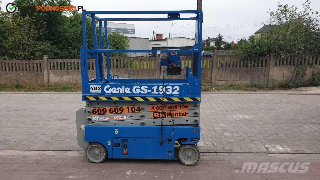Genie 1930 1932 Scissor lifts