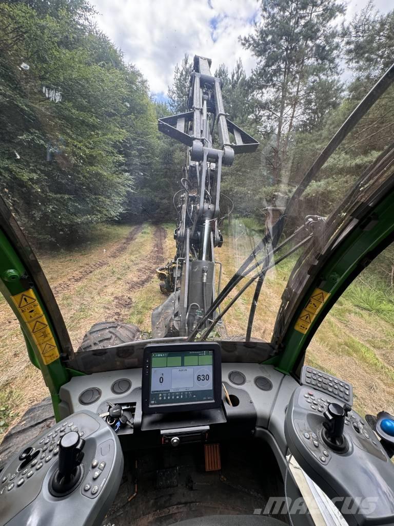 John Deere 11 70 G Harvesters