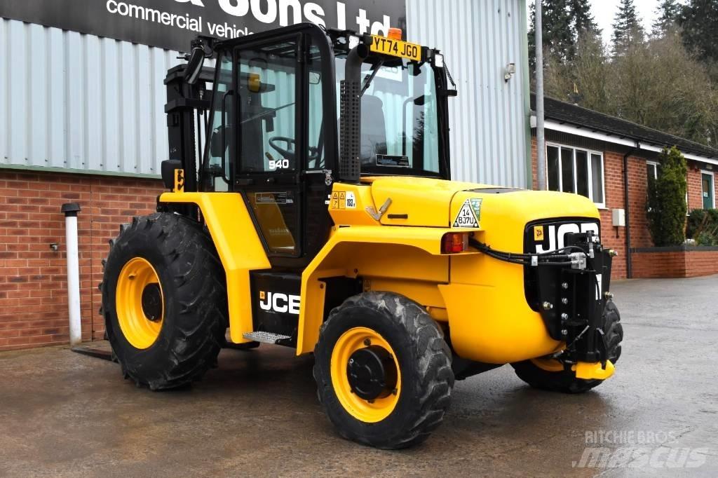 JCB 940 Rough terrain truck