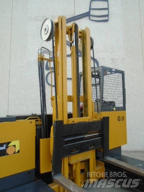 Hubtex VD 35 4-way reach truck