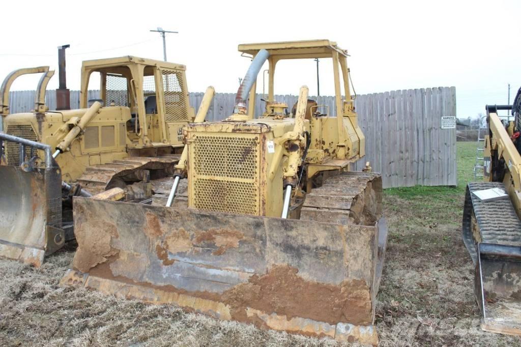 Komatsu D 53 A-17 Crawler dozers