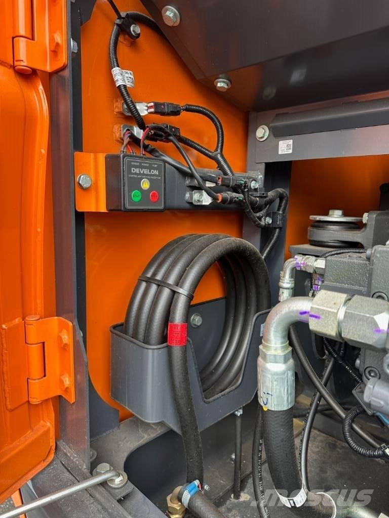 Develon DX 225 LC-7M Crawler excavators