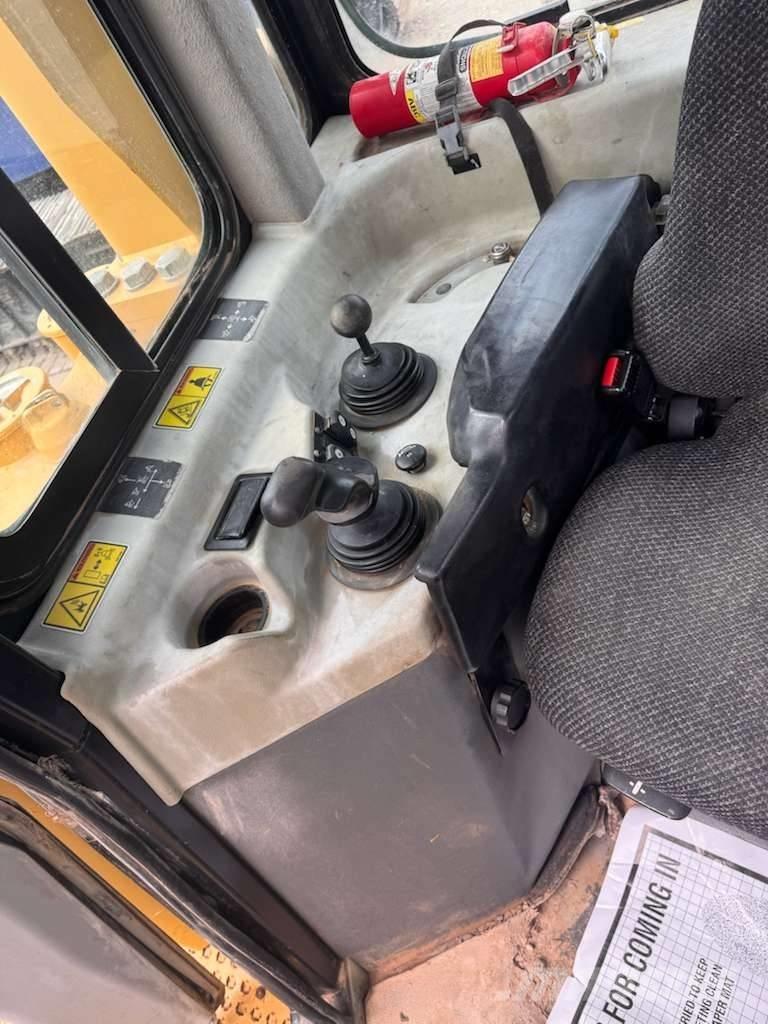 CAT D 7 R XR II Crawler dozers