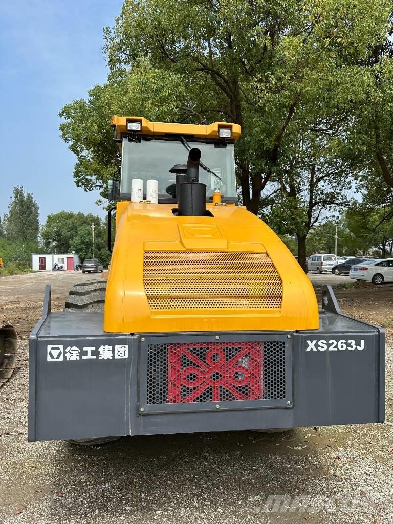 XCMG 263J Single drum rollers