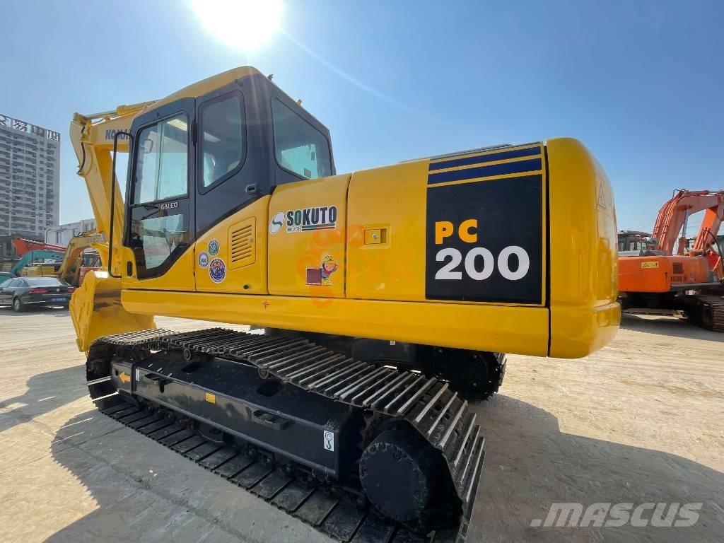 Komatsu PC 200-7 Crawler excavators