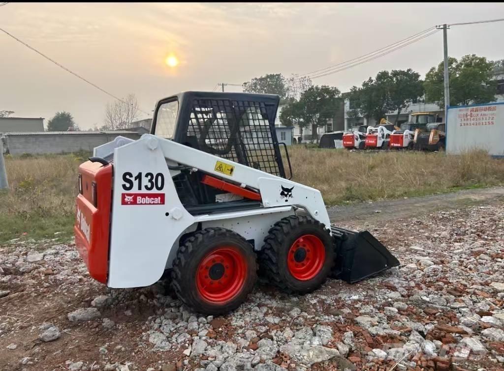 Bobcat S 130 Skid steer loaders