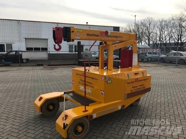 Manghi P25E Mini cranes