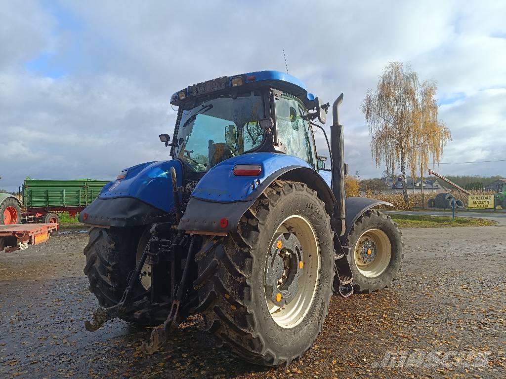 New Holland T 7050 Tractors