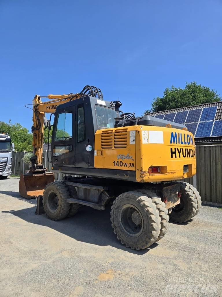 Hyundai Robex 140 W Wheeled excavators