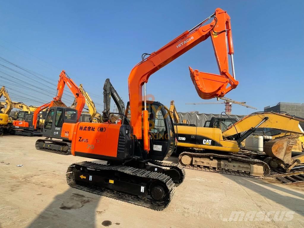 Hitachi ZX70 Midi excavators  7t - 12t