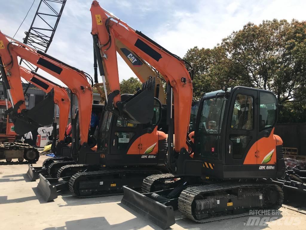 Doosan DX 60 Mini excavators < 7t