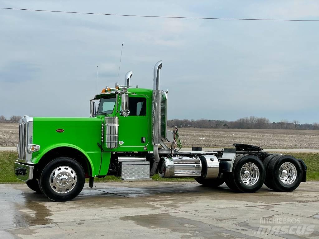 Peterbilt 389 Truck Tractor Units