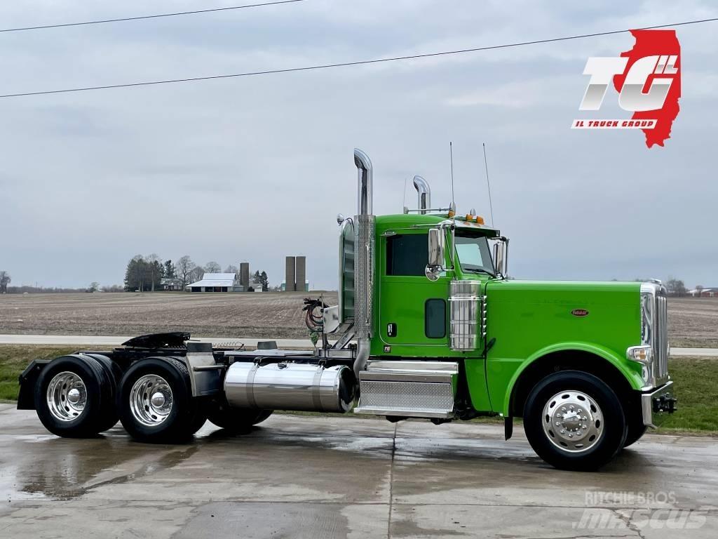Peterbilt 389 Truck Tractor Units