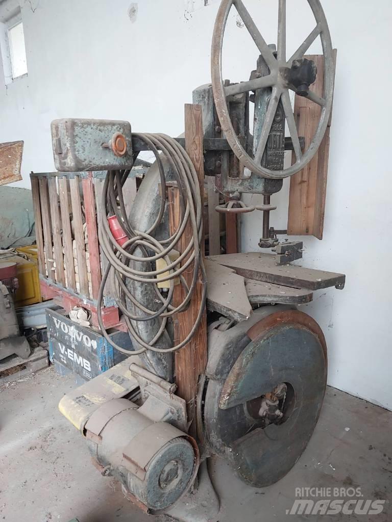 Egyéb Szalagfűrész Other groundscare machines