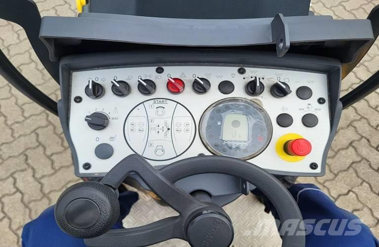 Bomag BW 100 AD M-5 Twin drum rollers