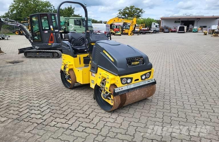 Bomag BW 100 AD M-5 Twin drum rollers