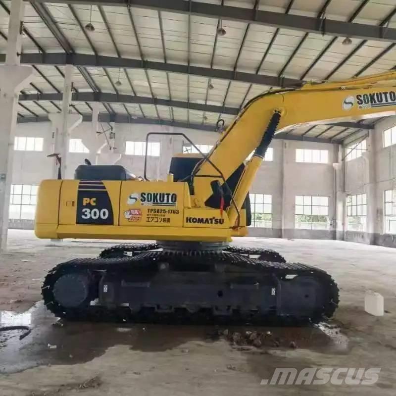 Komatsu PC300-7 Crawler excavators