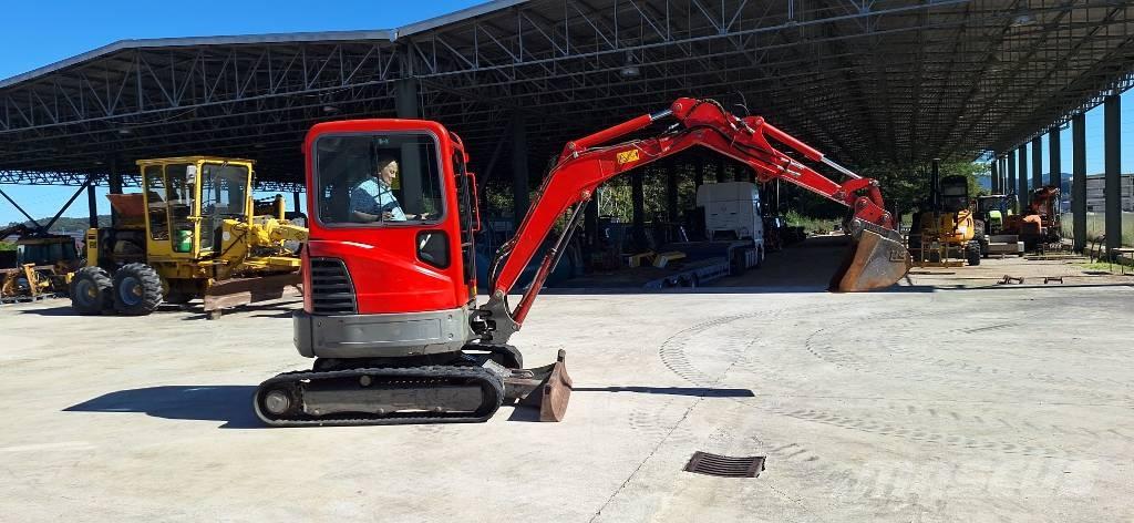 Bobcat E26 Mini excavators < 7t