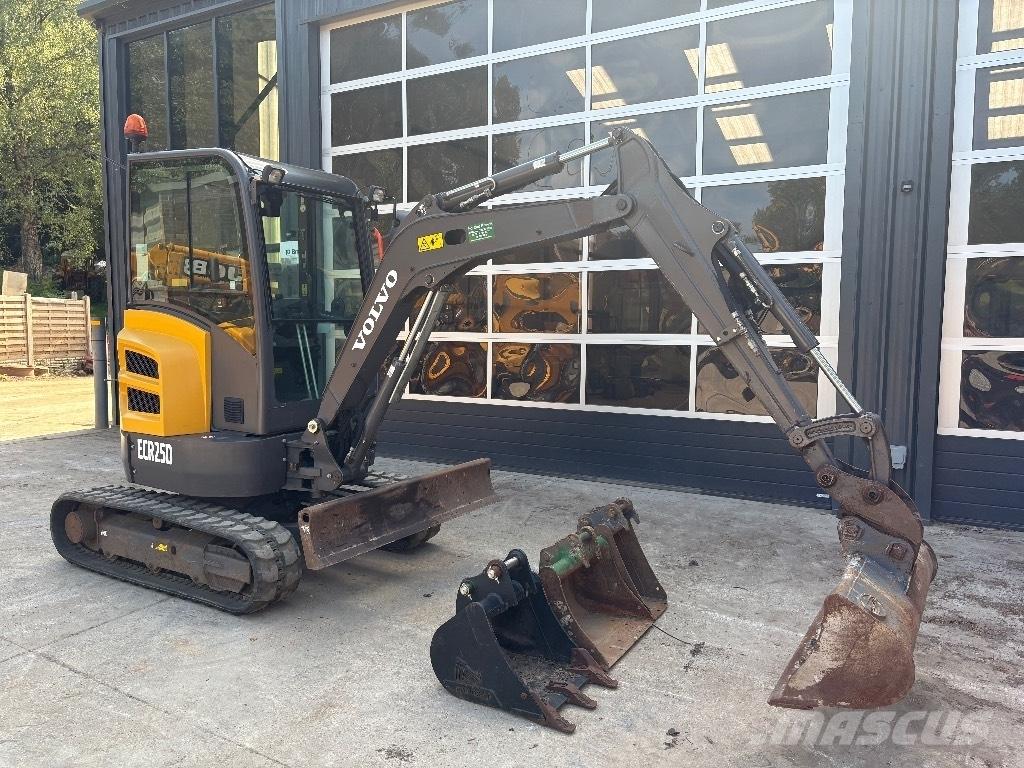 Volvo ECR 25 D Mini excavators < 7t
