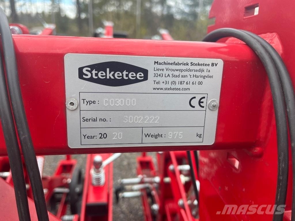 Steketee EC-Weeder 5 Row crop cultivators