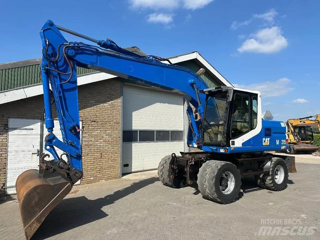 CAT M315 Wheeled excavators
