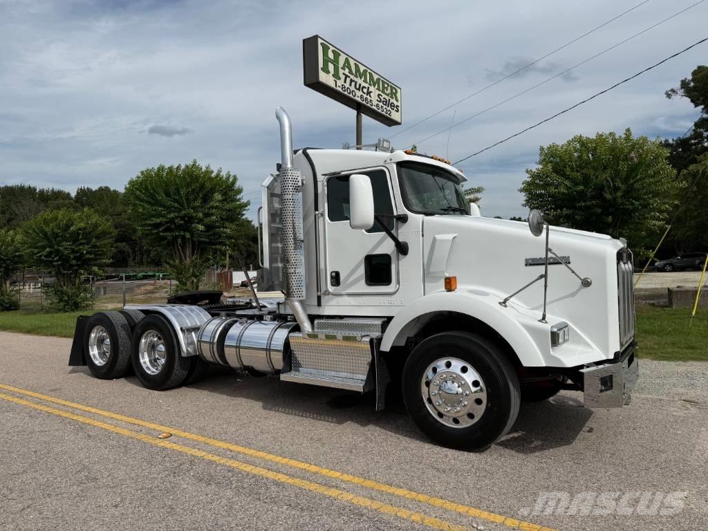 Kenworth T 800 Truck Tractor Units