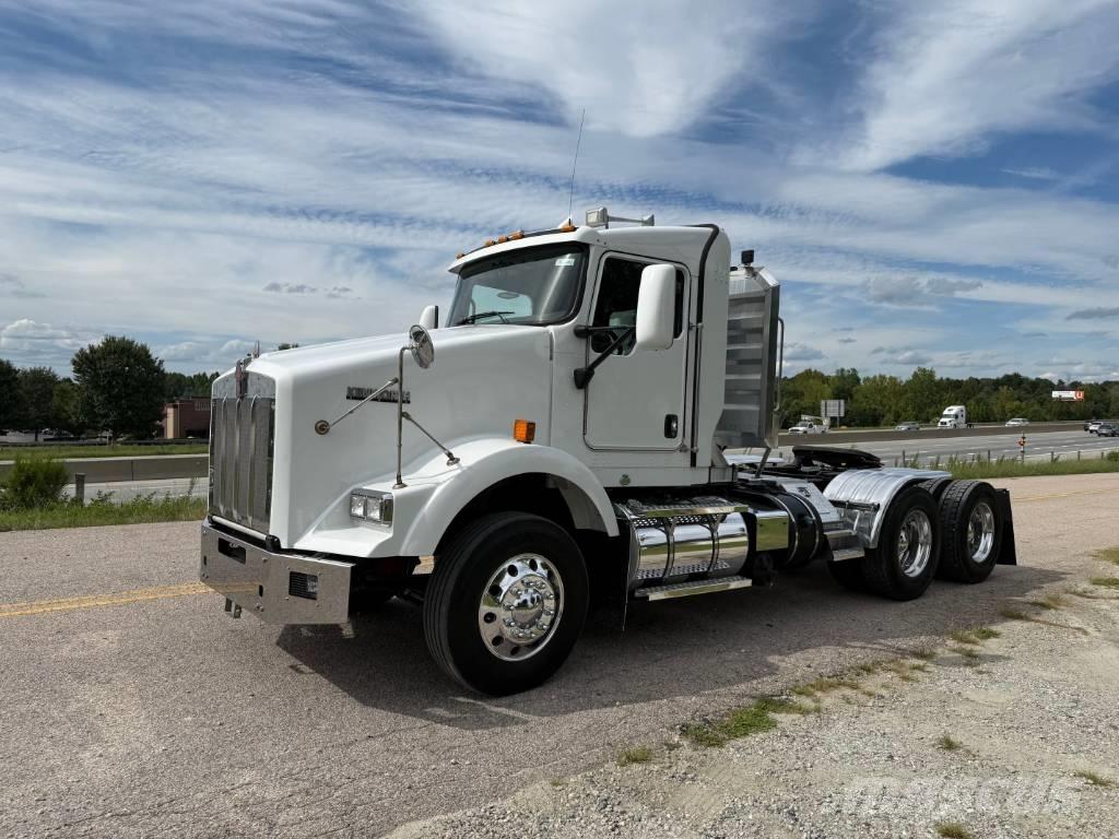 Kenworth T 800 Truck Tractor Units