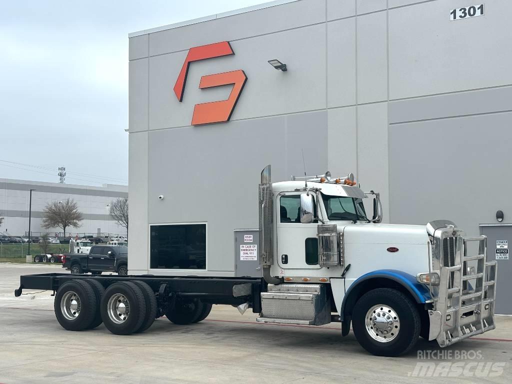 Peterbilt 389 Truck Tractor Units