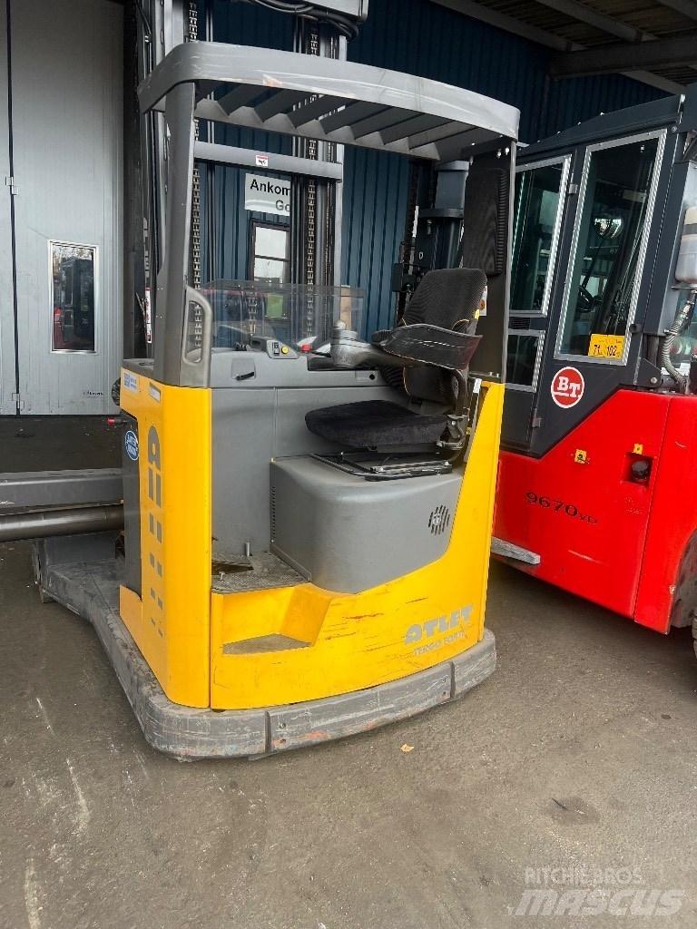 Atlet UFS250 4-way reach truck