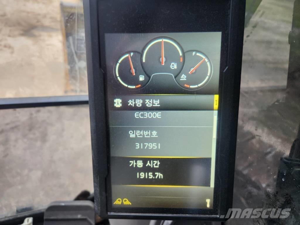 Volvo EC 300 E Crawler excavators