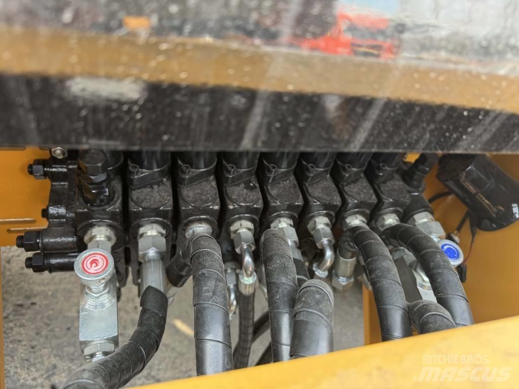 CAT 420 F TLB's