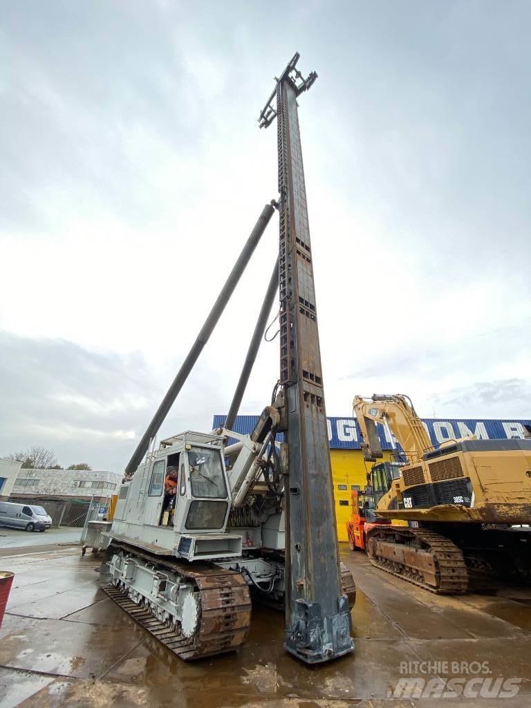 Hitachi KH 150-3 Piling rigs