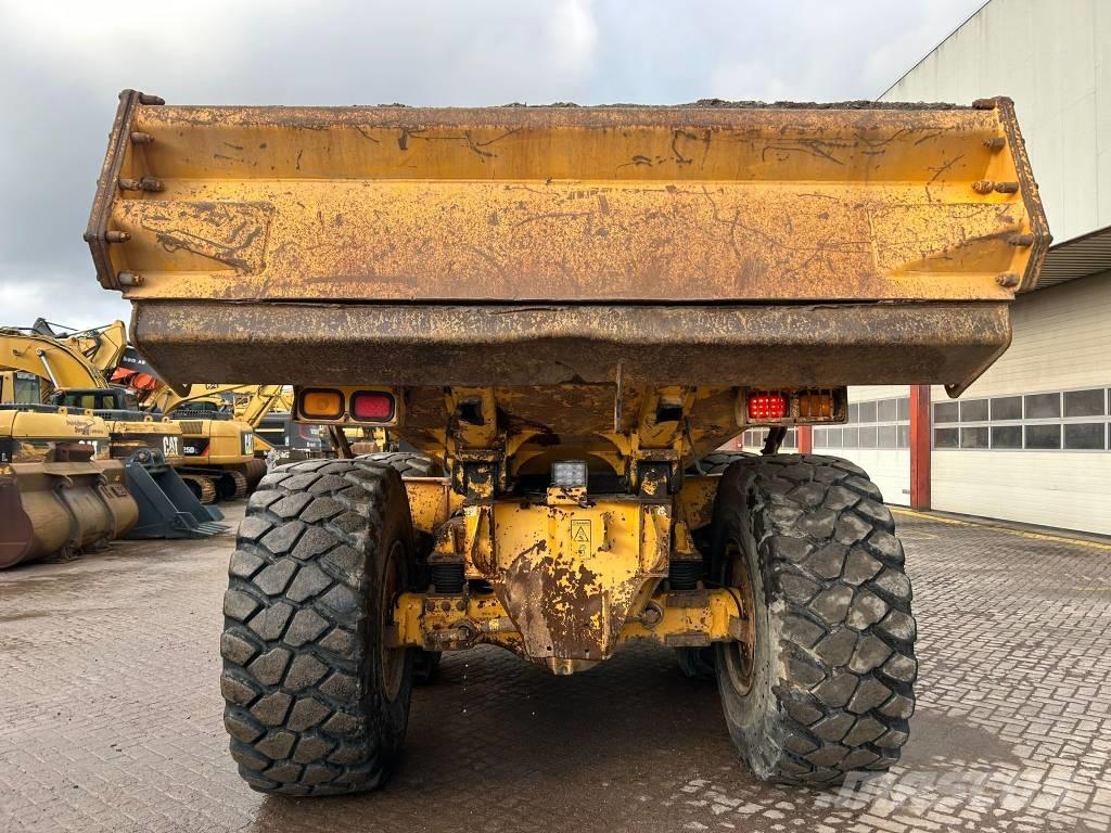 Volvo A 25 D Articulated Haulers