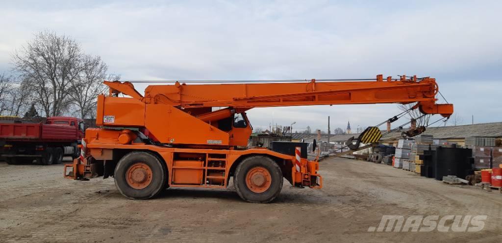 Kato KR 250 Rough terrain cranes