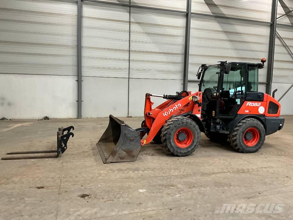 Kubota R 082 Wheel loaders