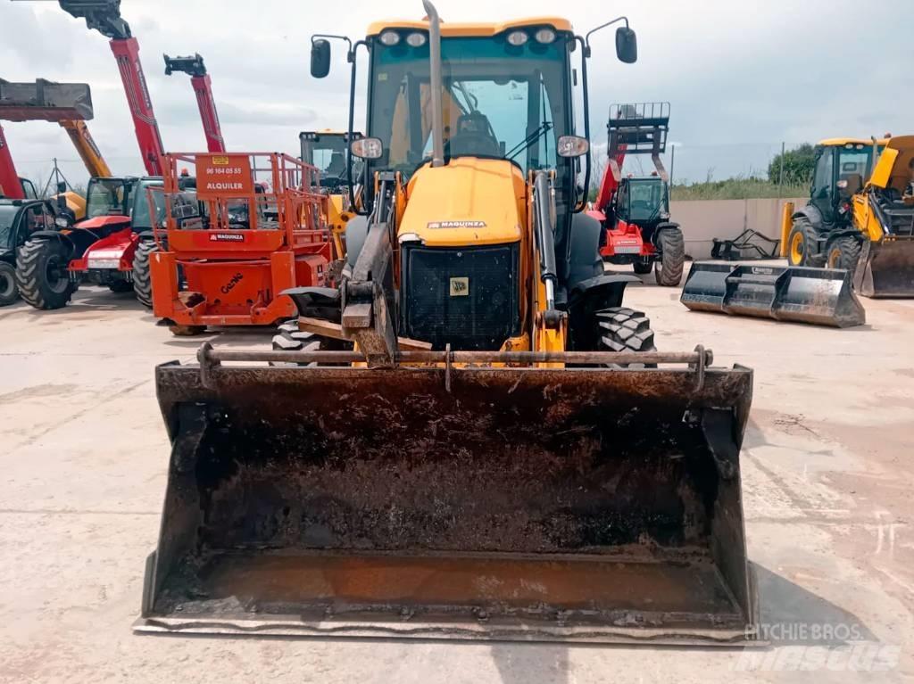 JCB 3 CX 4 T TLB's