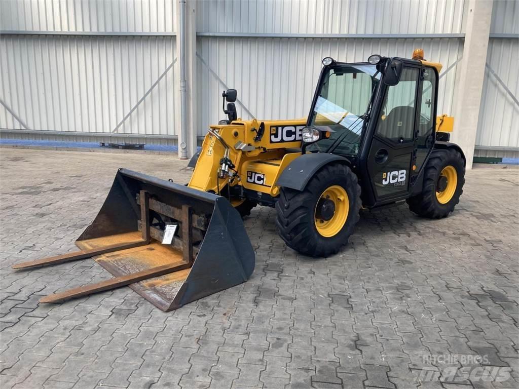 JCB 525-60 Hi Viz Farming telehandlers