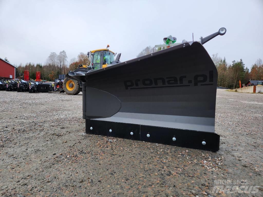 Pronar PUV 3300 M Ploughs