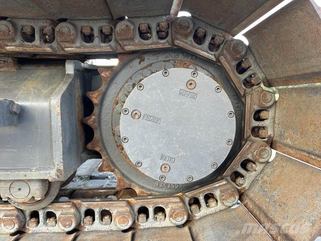 Volvo ECR145EL Crawler excavators