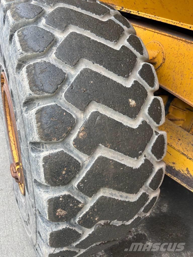 Volvo A 25 G Articulated Haulers