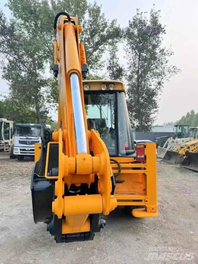 JCB 3 CX TLB's