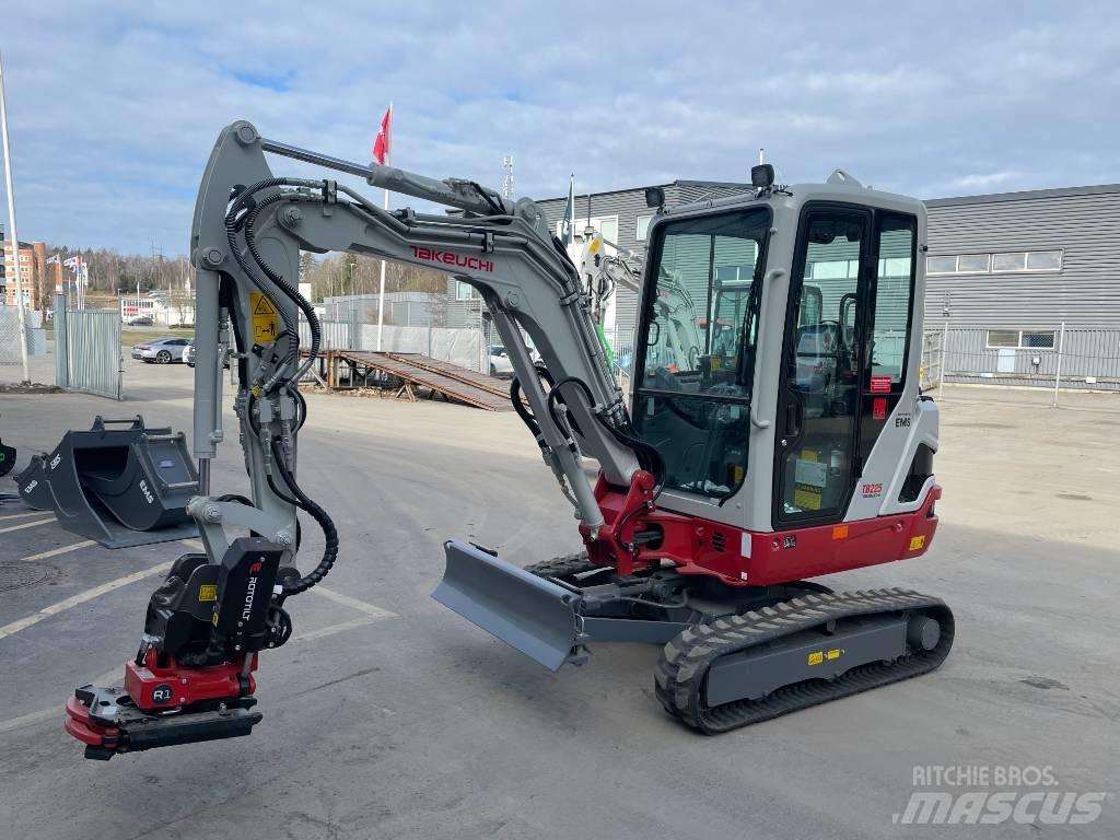 Takeuchi TB 225 Mini excavators < 7t