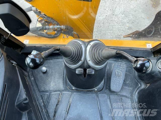 JCB 4 CX TLB's