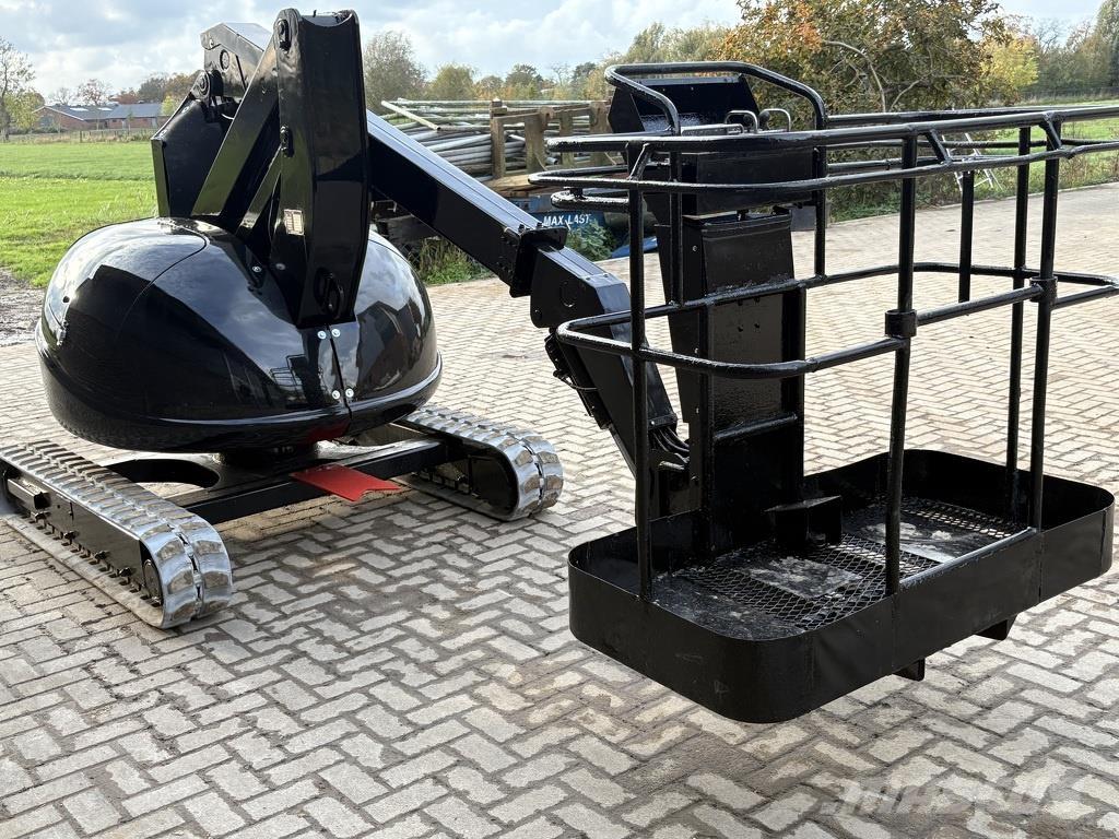 Nagano 070 Other lifts and platforms