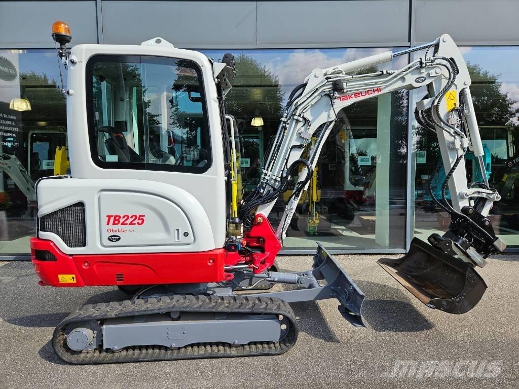 Takeuchi TB 225 Mini excavators < 7t