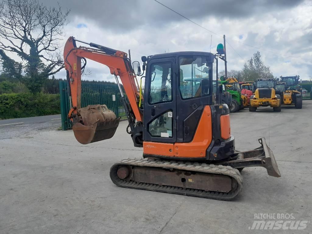 Hitachi ZX 40 Mini excavators < 7t