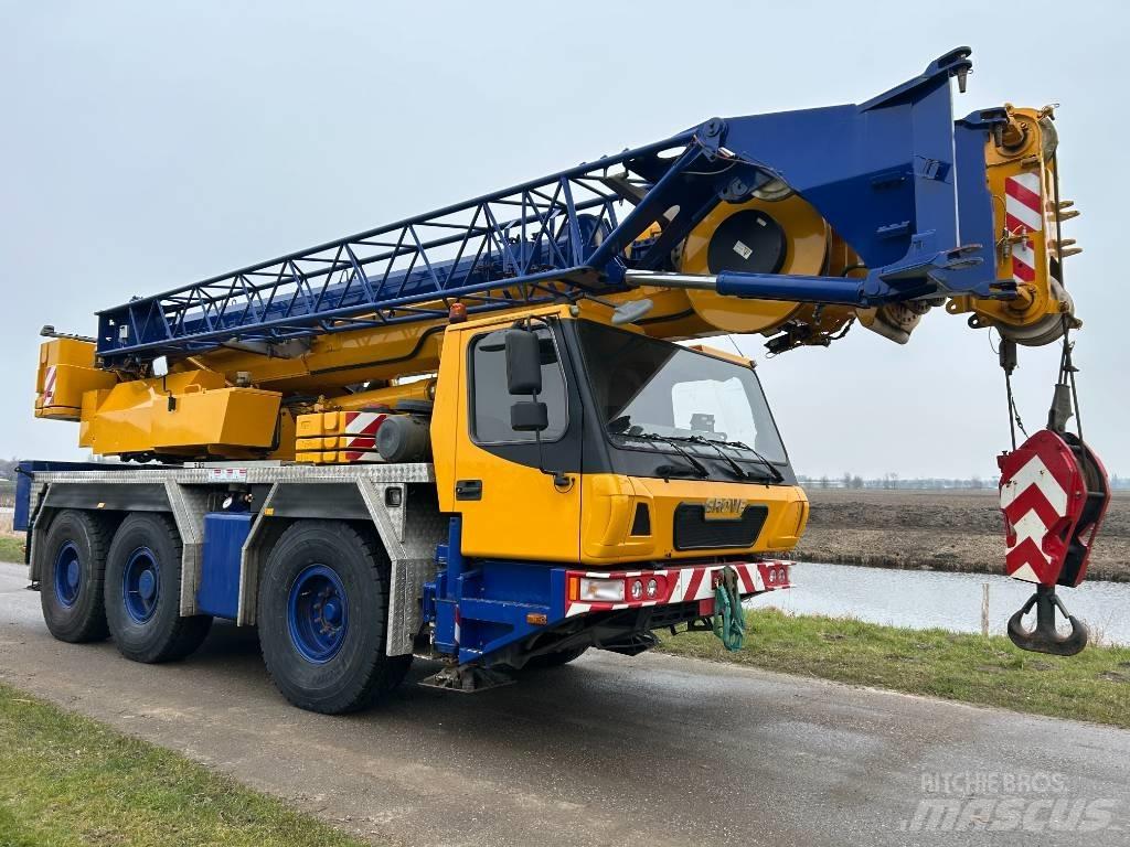 Grove GMK 3055 All terrain cranes
